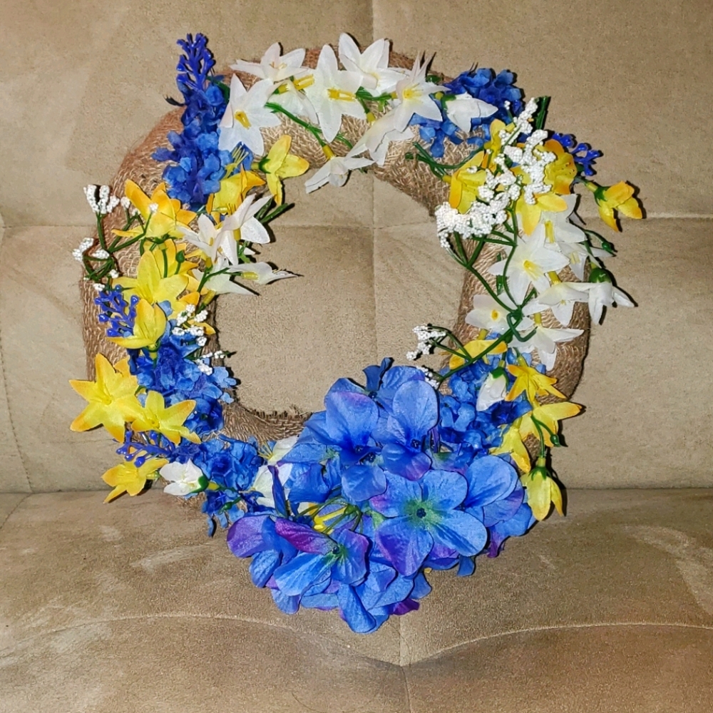Homemade 9" spring wreath